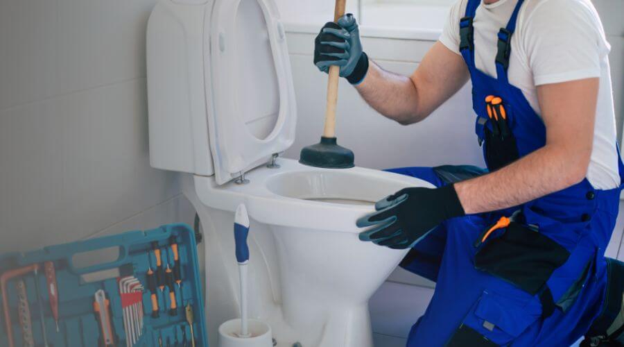 Professional expert plumbing services in Geneva, IN